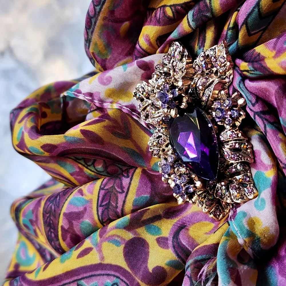 Designer Purple Scarf 100% Soft Silk Paisley Print Violet Gold Brooch